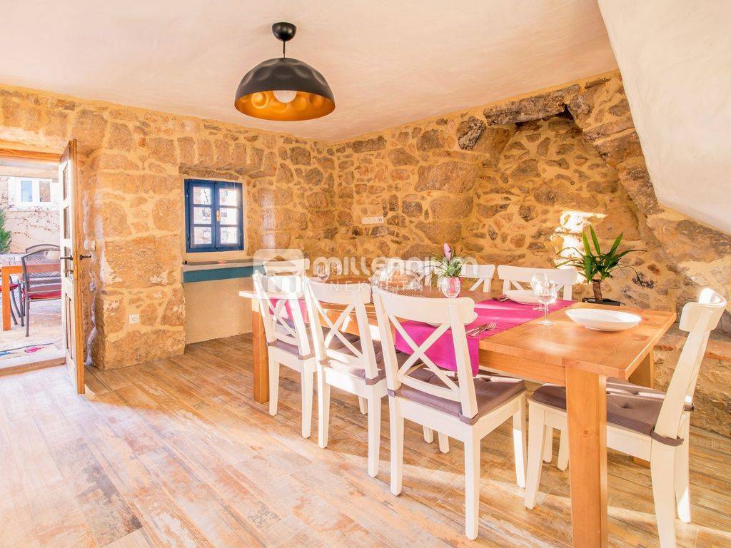 Casa Garica, Vrbnik, 160m2
