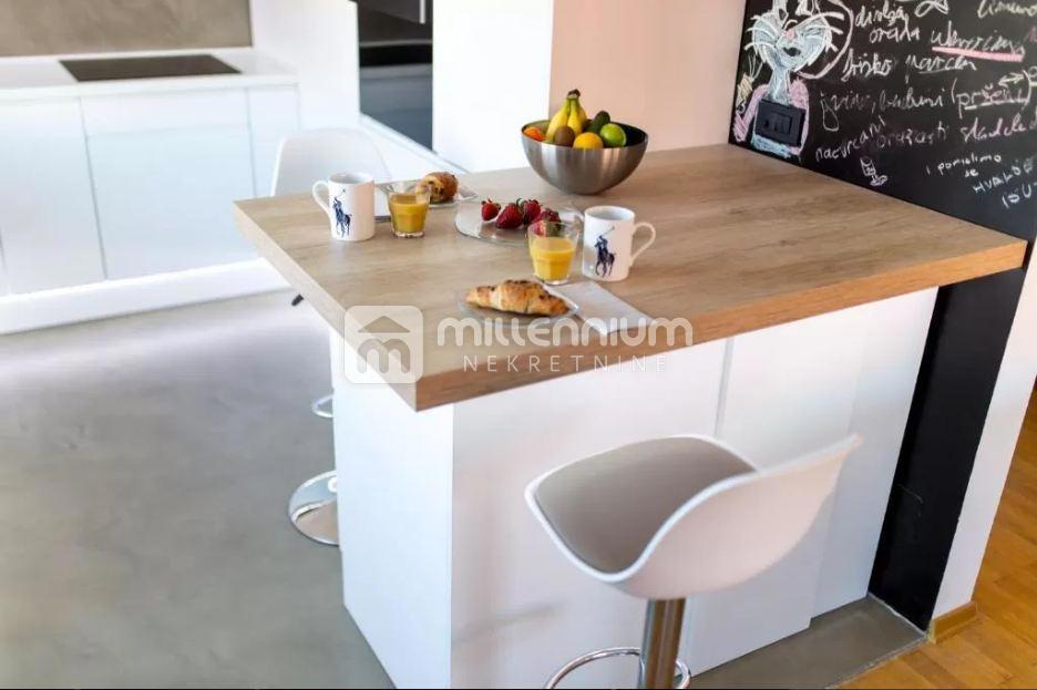 Appartamento Centar, Rijeka, 66,61m2