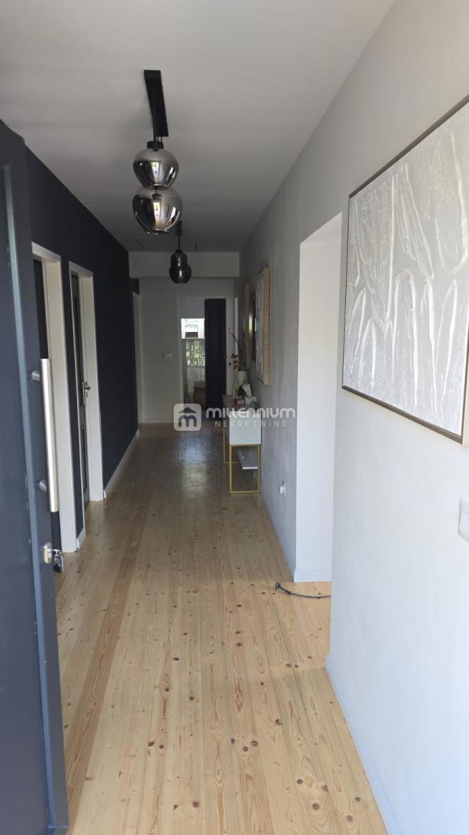 Casa Malinska, Malinska-Dubašnica, 343,71m2