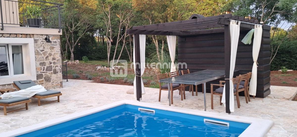 Casa Malinska, Malinska-Dubašnica, 343,71m2