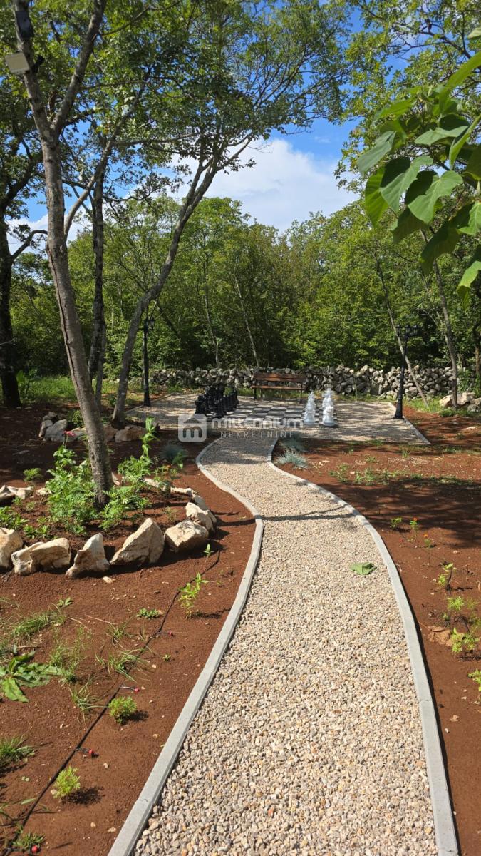 Casa Malinska, Malinska-Dubašnica, 343,71m2