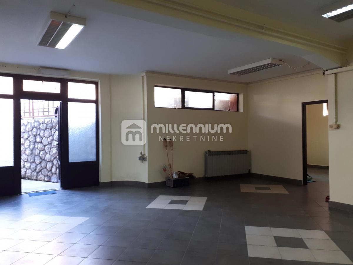 Locale commerciale Kastav, 258,44m2