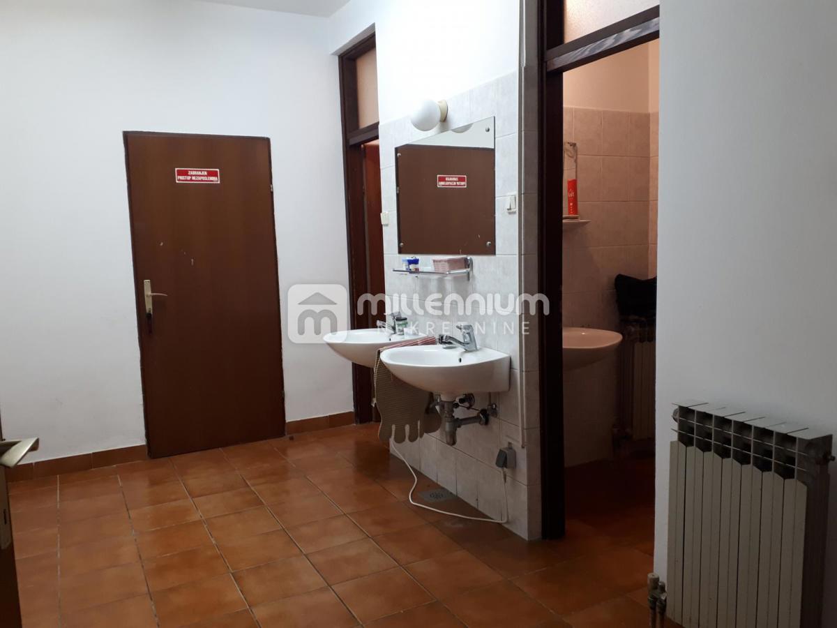 Locale commerciale Kastav, 258,44m2