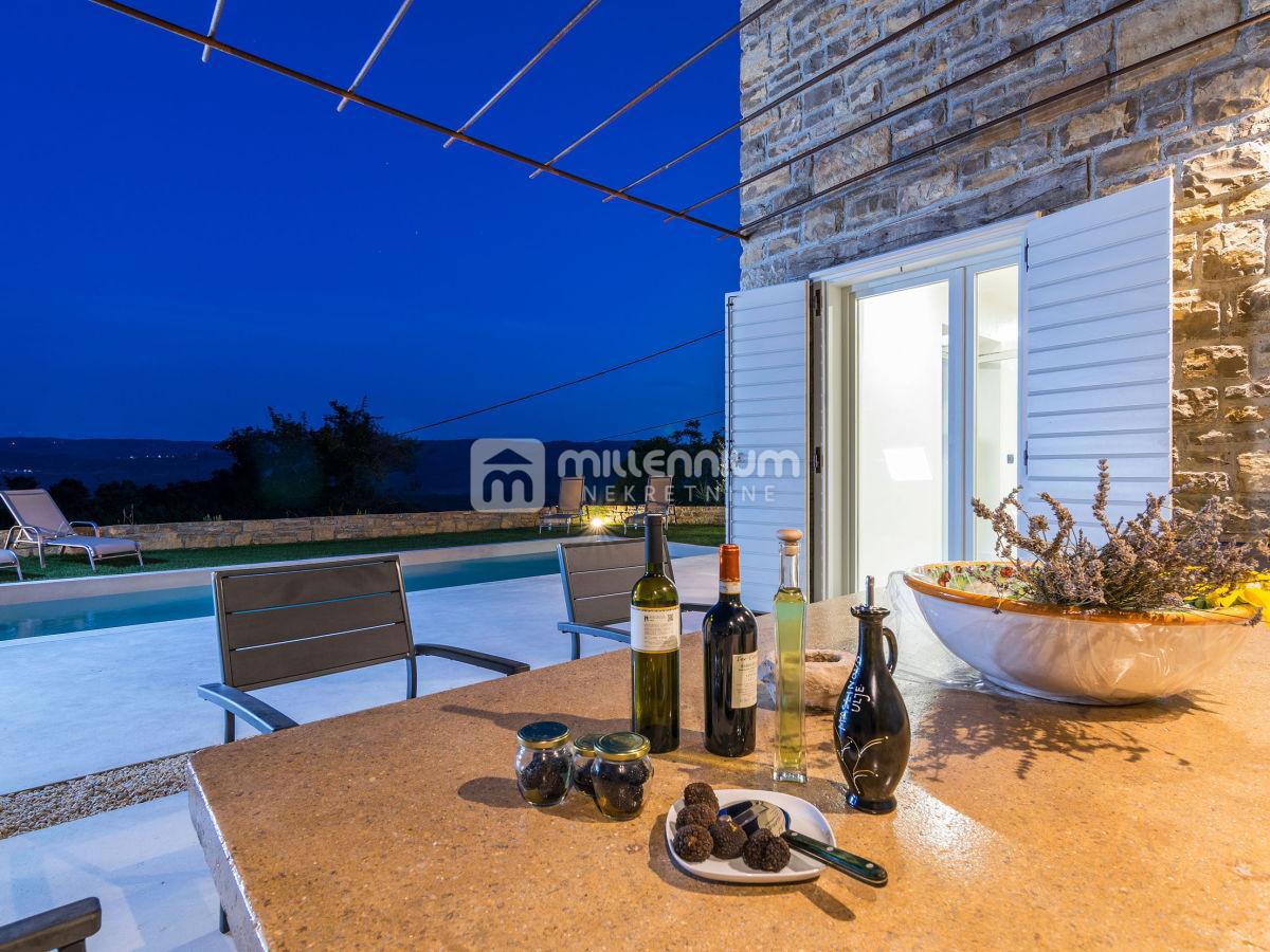 Casa Oprtalj, 100m2