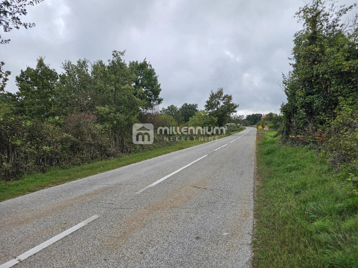 Terreno Rojnići, Barban, 910m2