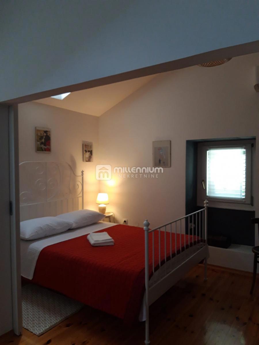 Casa Dobrinj, 104m2