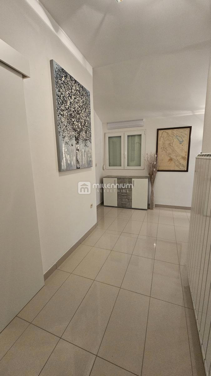 Casa Dramalj, Crikvenica, 204m2