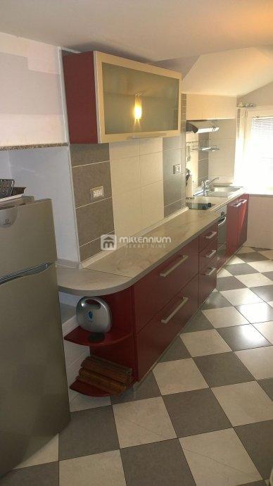 Appartamento Centar, Rijeka, 66m2