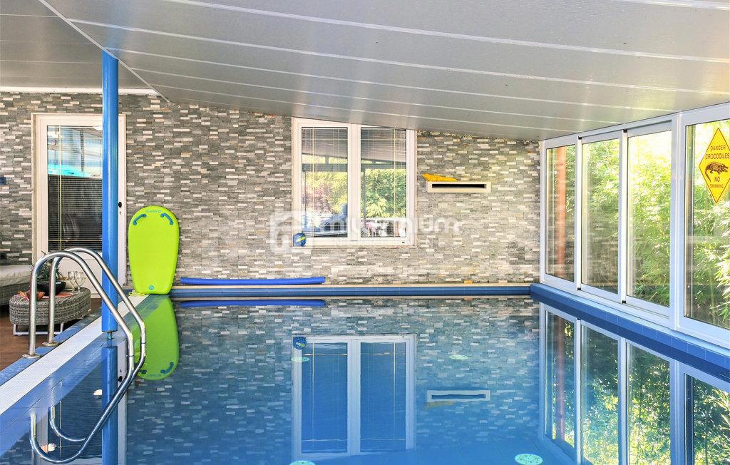 Casa Kraljevica, 444m2