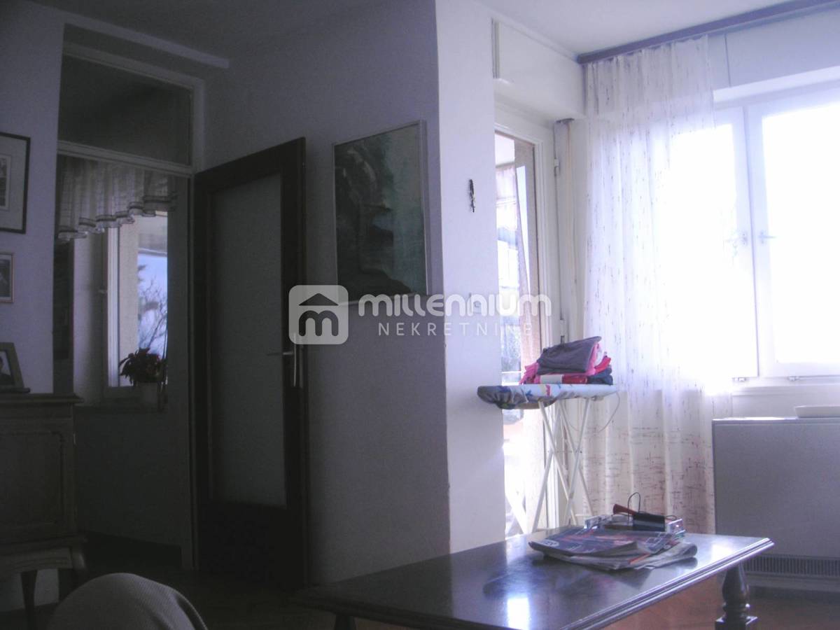 Appartamento Bulevard, Rijeka, 74m2