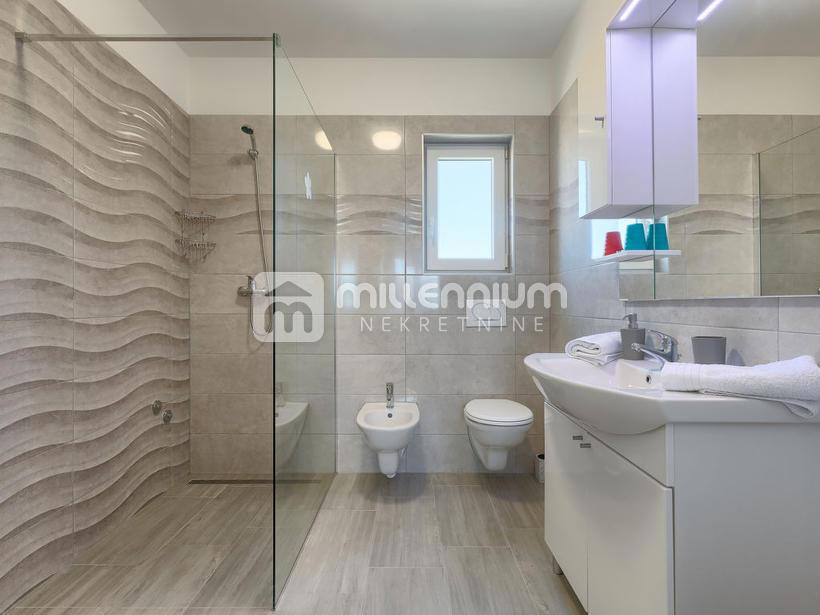 Casa Nova Vas, Poreč, 150m2