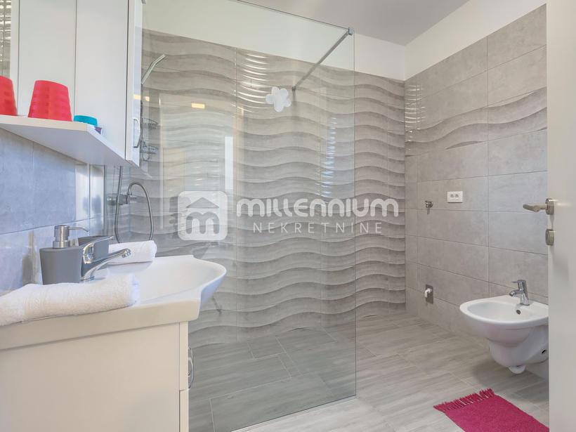 Casa Nova Vas, Poreč, 150m2