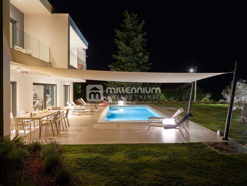 Casa Vrh, Krk, 293m2