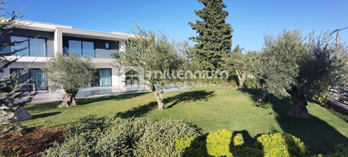 Casa Vrh, Krk, 293m2
