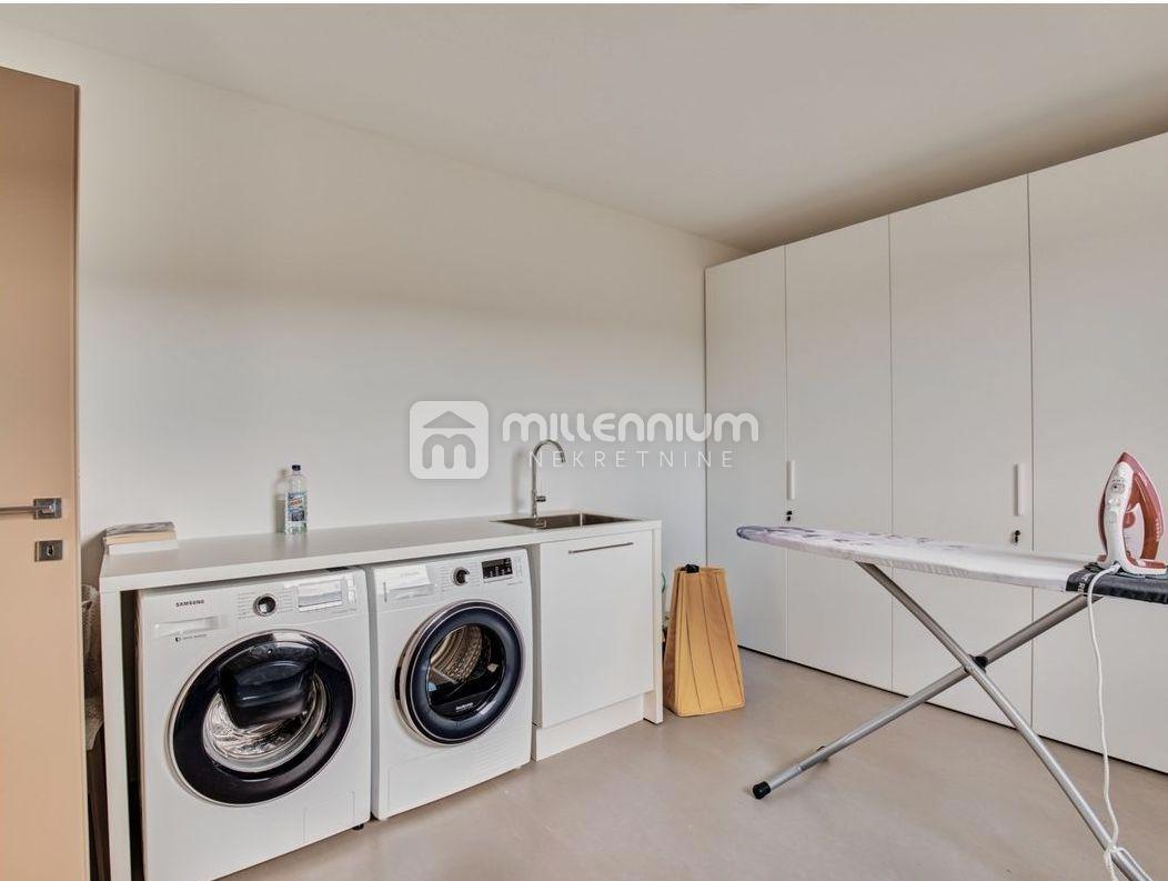 Casa Vrh, Krk, 293m2