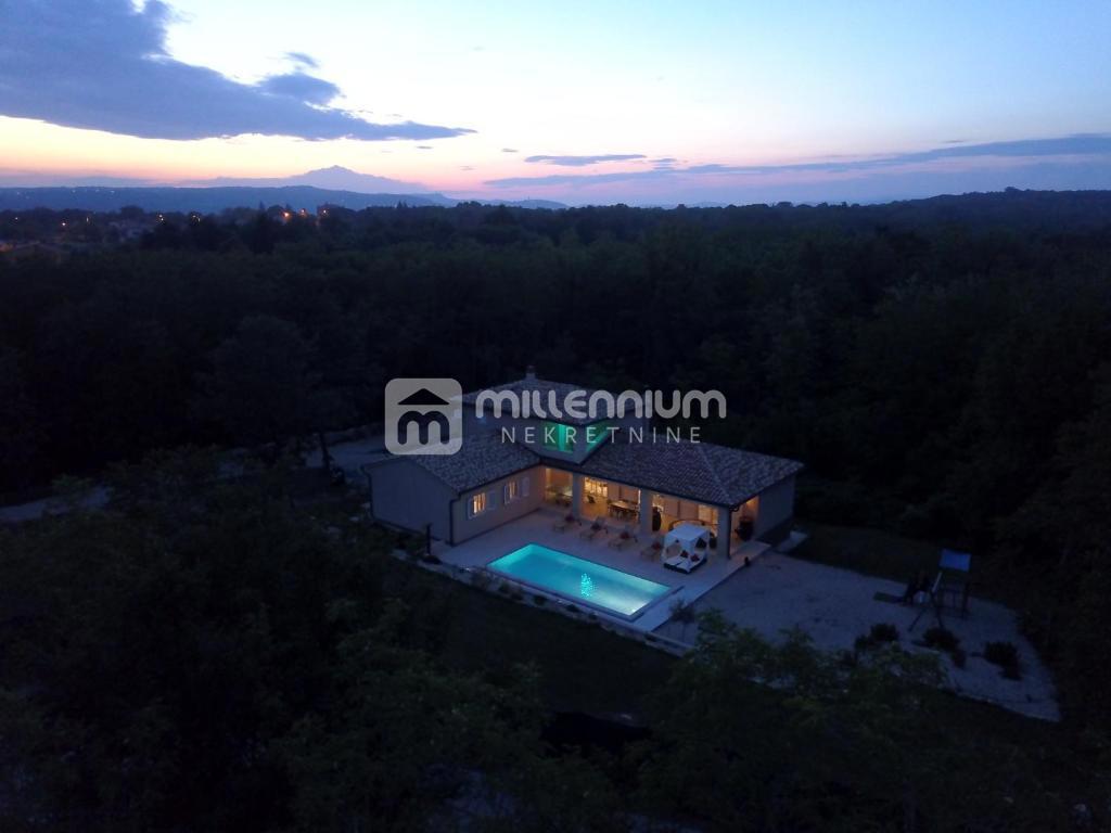 Casa Labin, 250m2