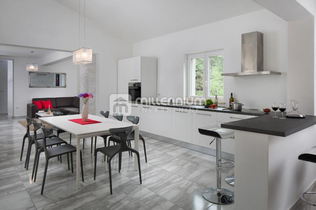 Casa Labin, 250m2