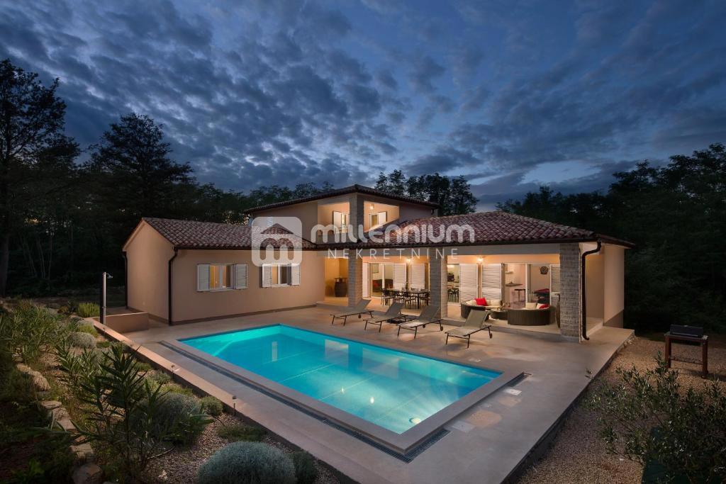 Casa Labin, 250m2