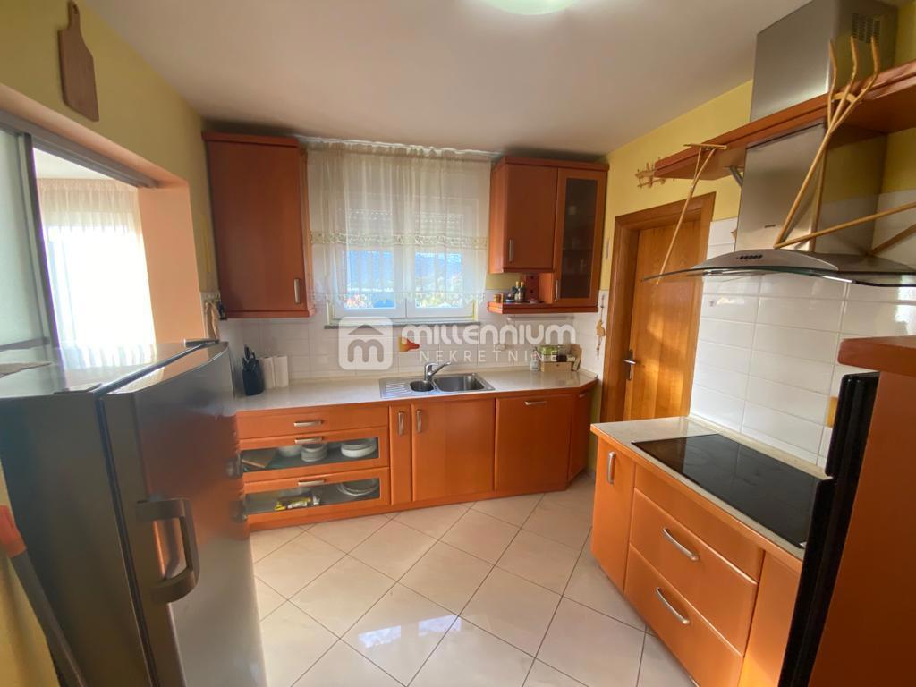 Appartamento Rešetari, Kastav, 133,01m2