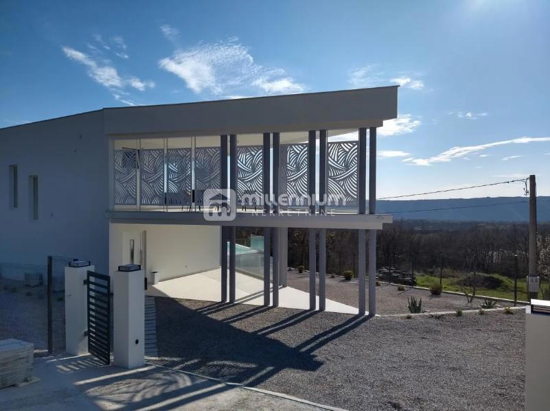 Casa Trget, Raša, 223m2
