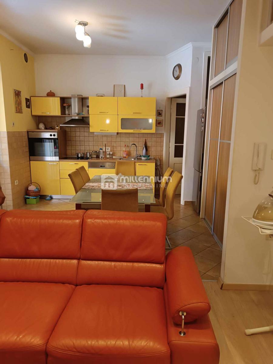 Casa Centar, Rijeka, 196,65m2
