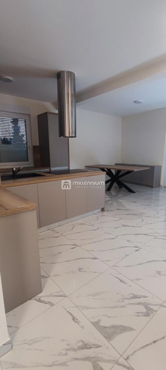 Appartamento Pobri, Opatija - Okolica, 102,61m2