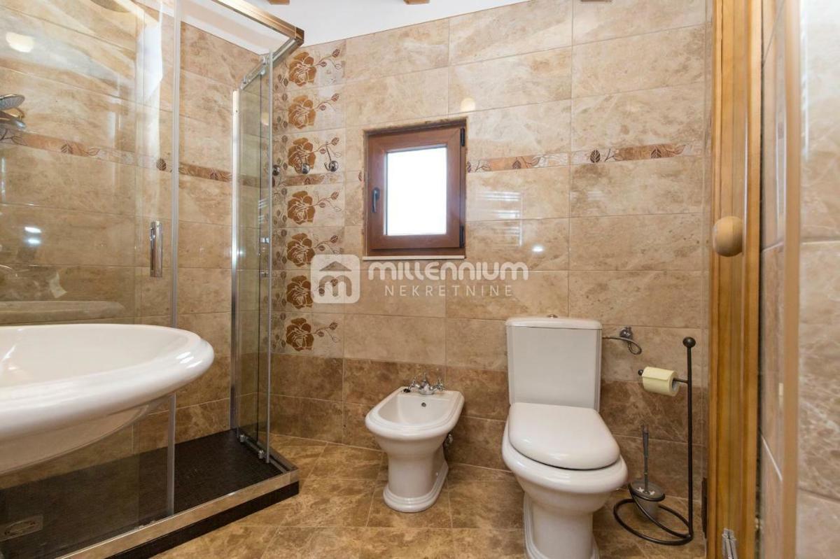 Casa Brseč, Mošćenička Draga, 120m2