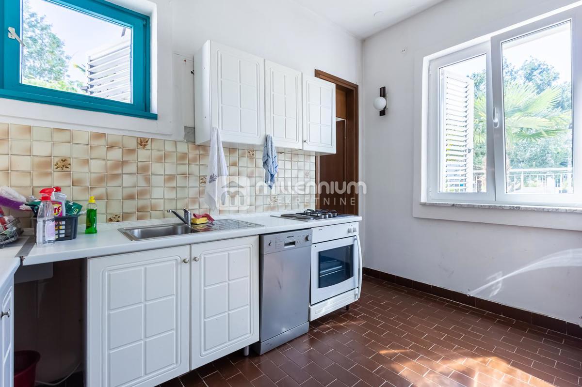 Casa Njivice, Omišalj, 300m2