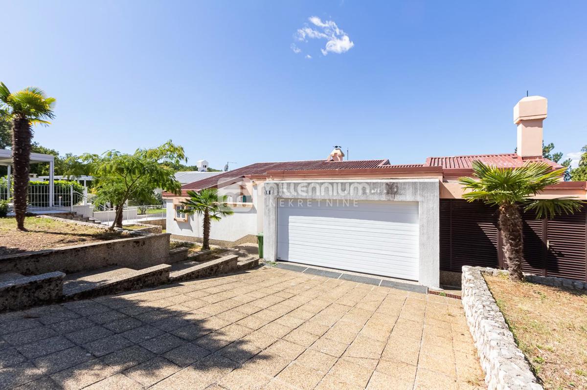 Casa Njivice, Omišalj, 300m2