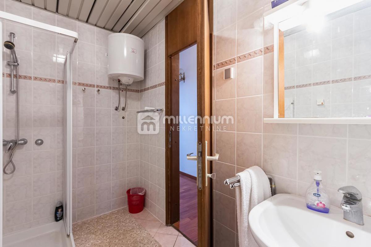 Casa Njivice, Omišalj, 300m2