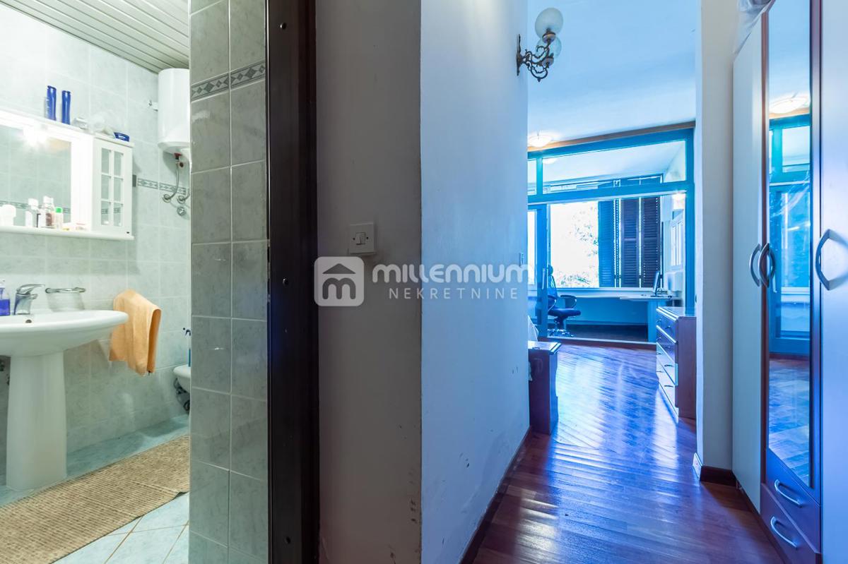 Casa Njivice, Omišalj, 300m2