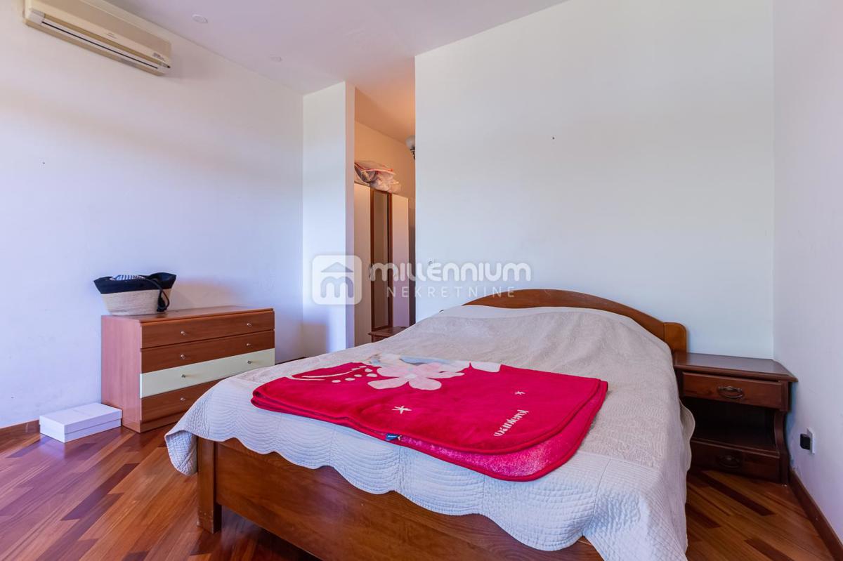 Casa Njivice, Omišalj, 300m2