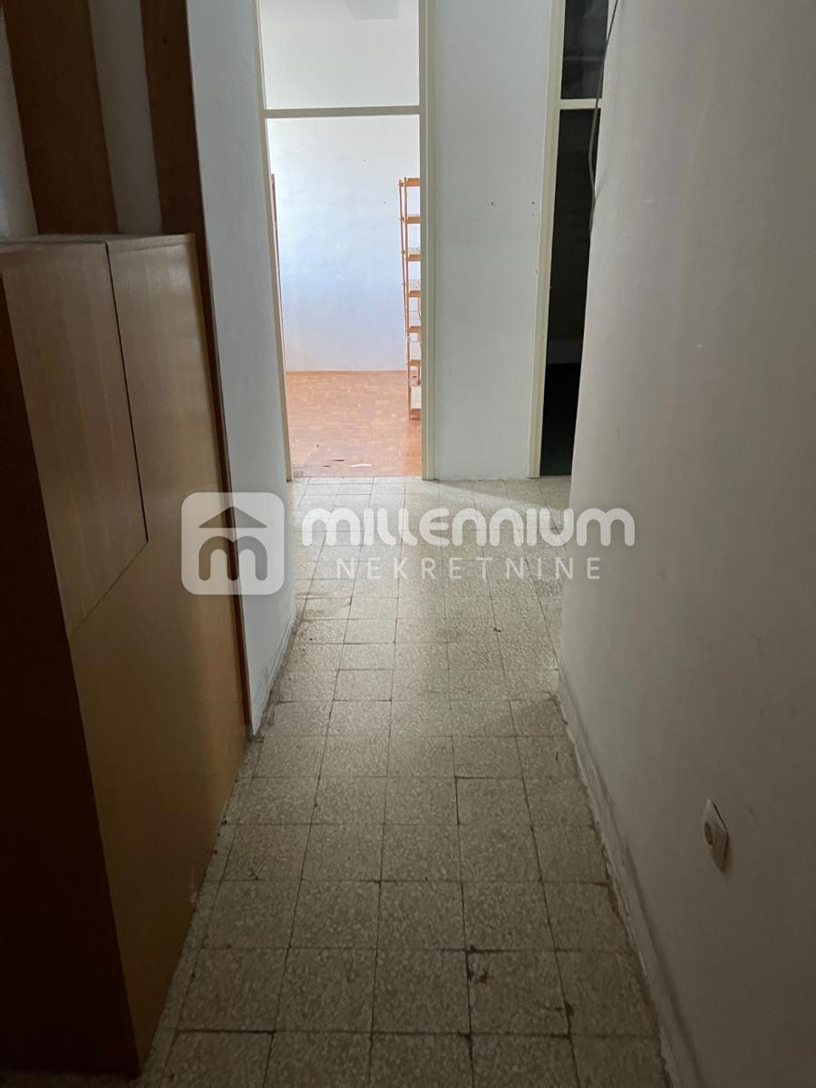 Locale commerciale Podmurvice, Rijeka, 342,04m2