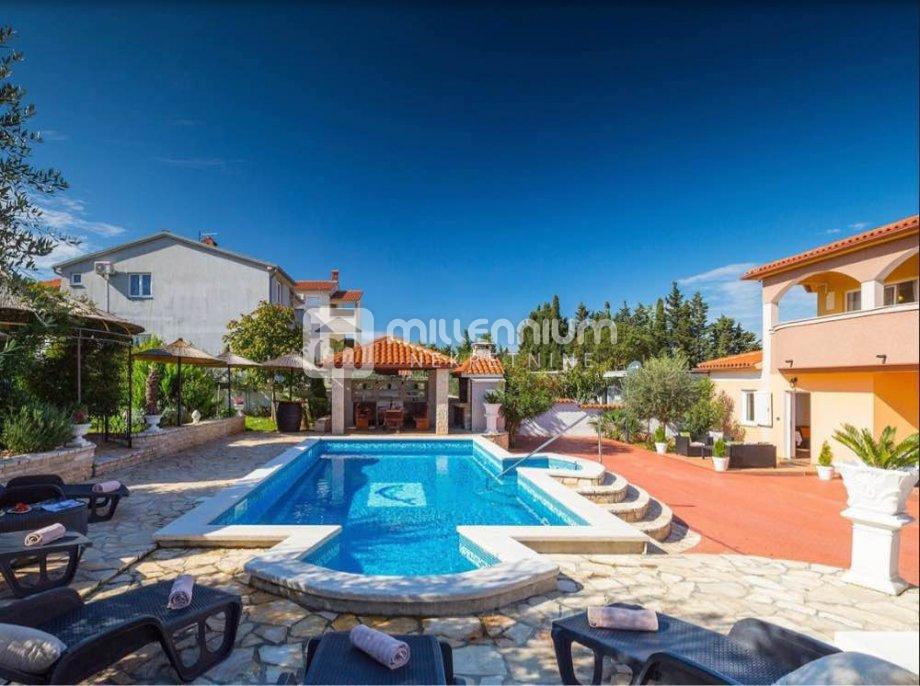 Casa Fažana, 260m2