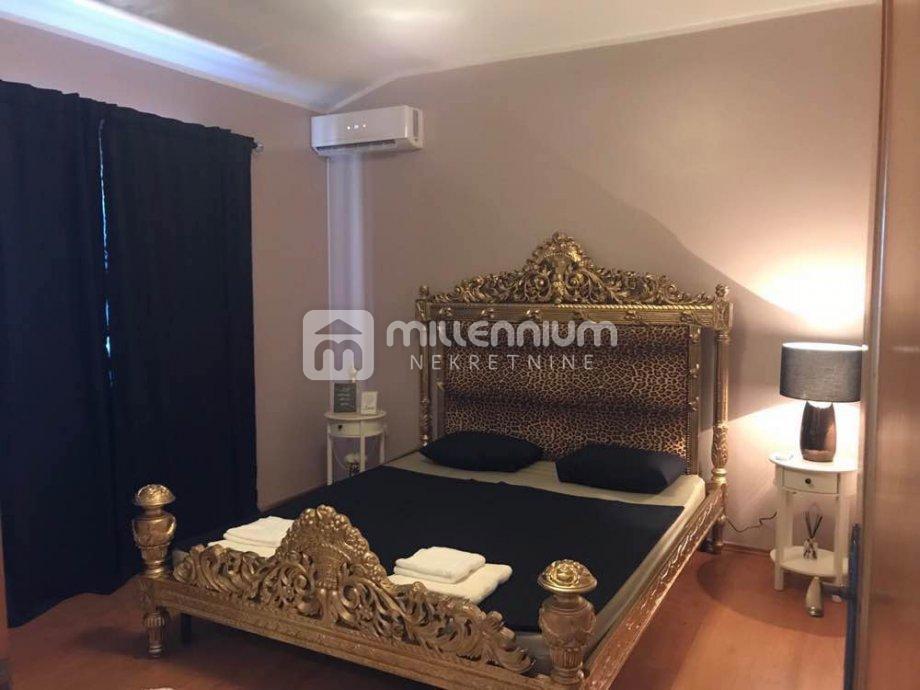 Casa Fažana, 260m2