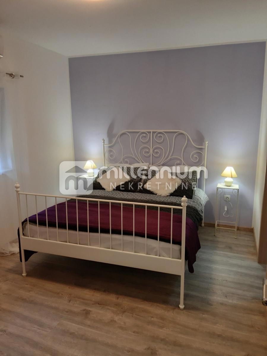 Casa Pinezići, Krk, 177,14m2