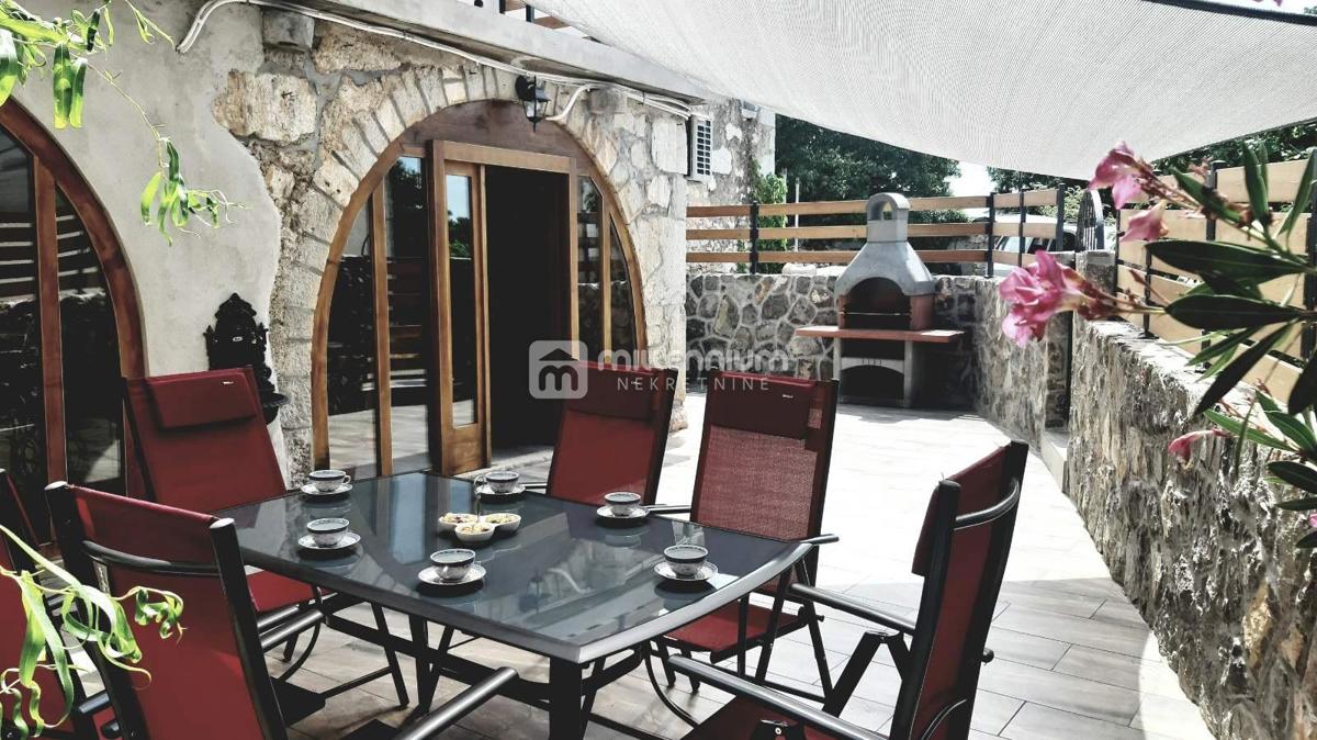 Casa Pinezići, Krk, 177,14m2
