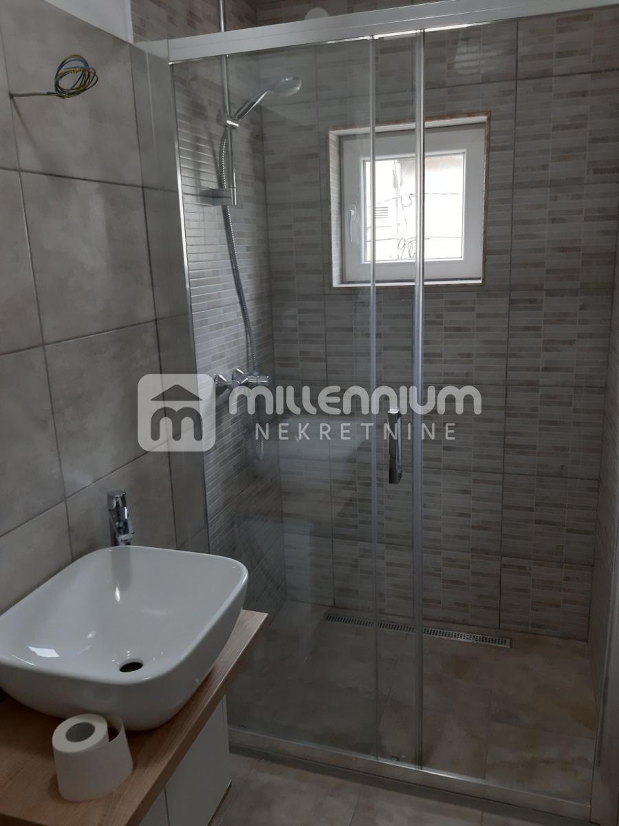 Casa Pinezići, Krk, 177,14m2