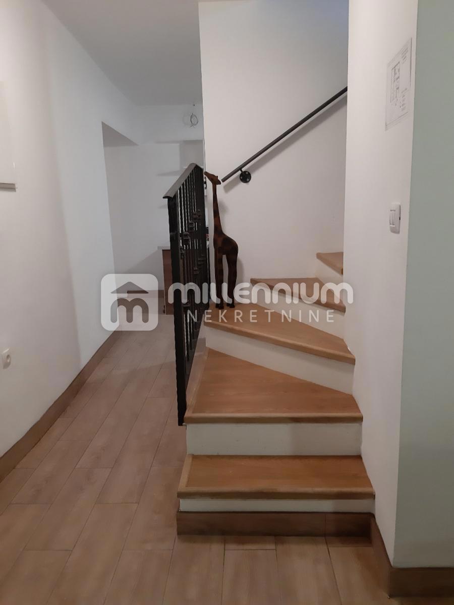 Casa Pinezići, Krk, 177,14m2