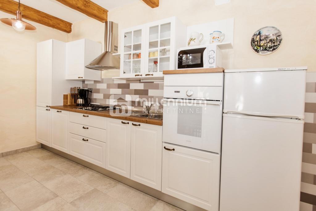 Casa Garica, Vrbnik, 150m2