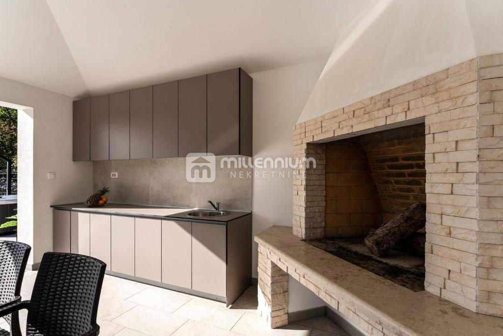 Casa Rabac, Labin, 208,39m2