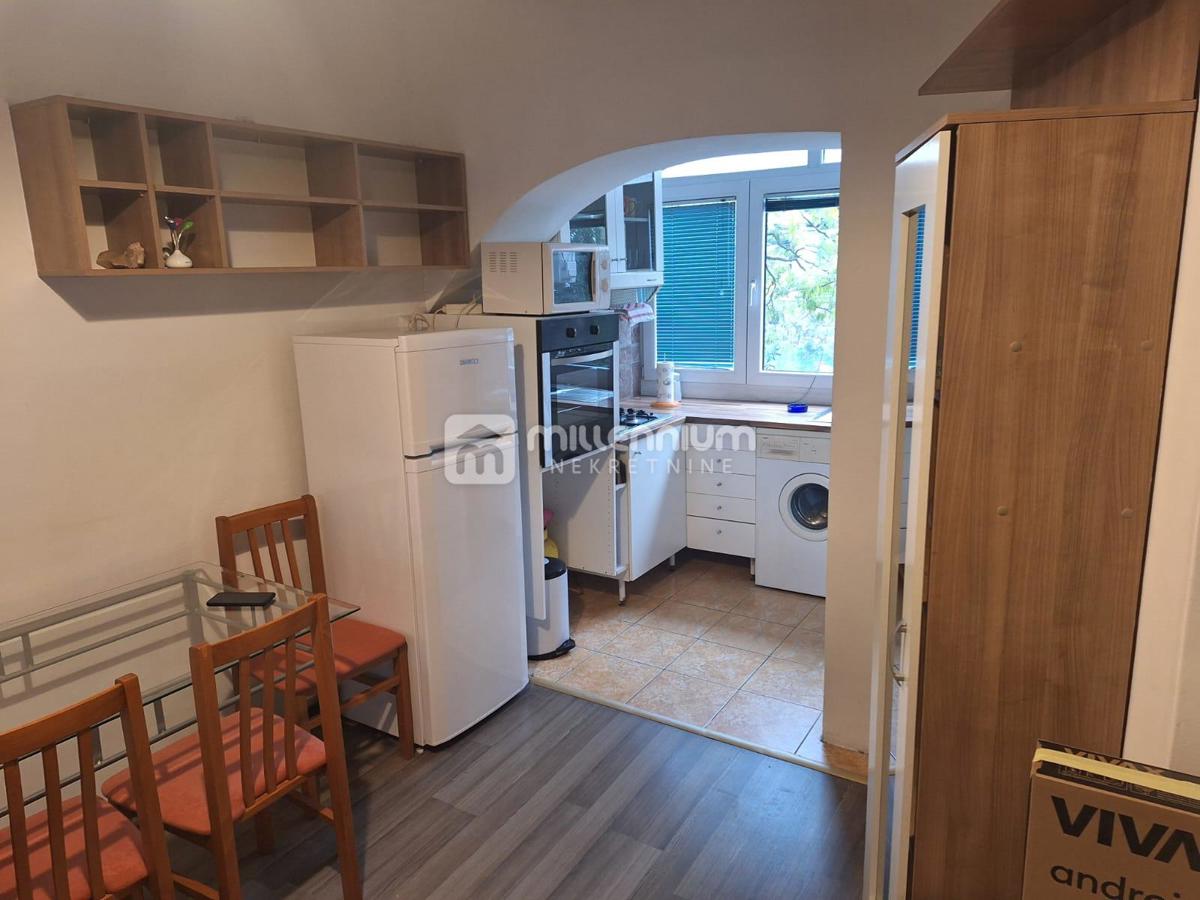 Appartamento Krnjevo, Rijeka, 33,75m2