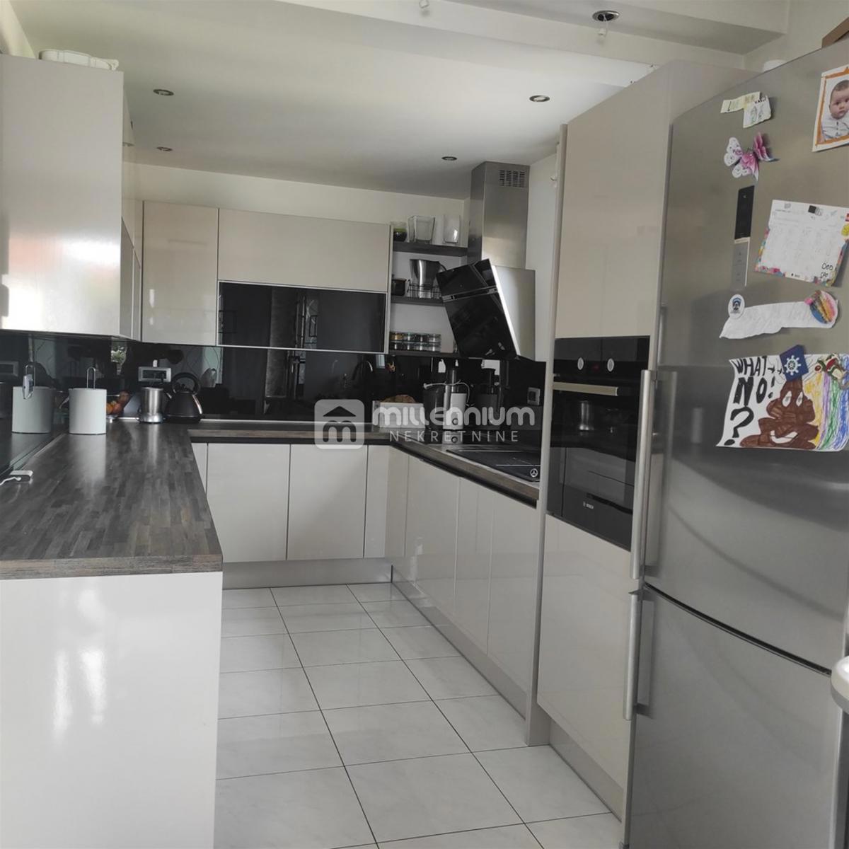 Appartamento Čavle, 100m2