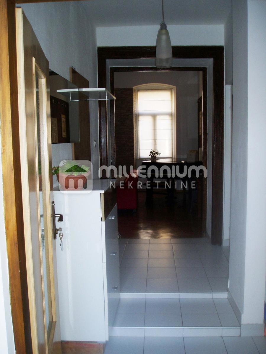 Appartamento Sušak, Rijeka, 85m2