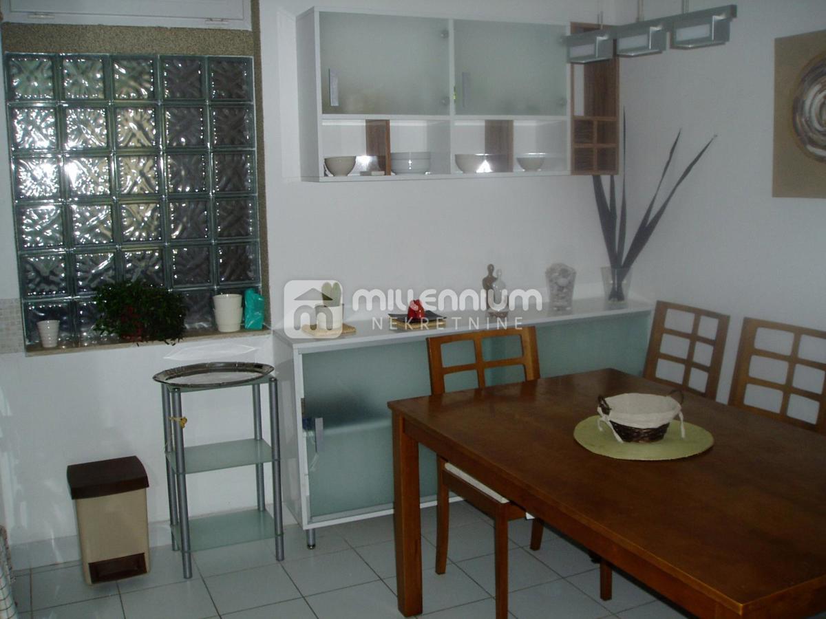 Appartamento Sušak, Rijeka, 85m2