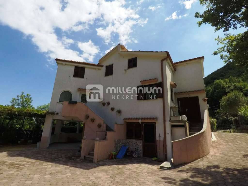 Casa Mošćenička Draga, 310m2