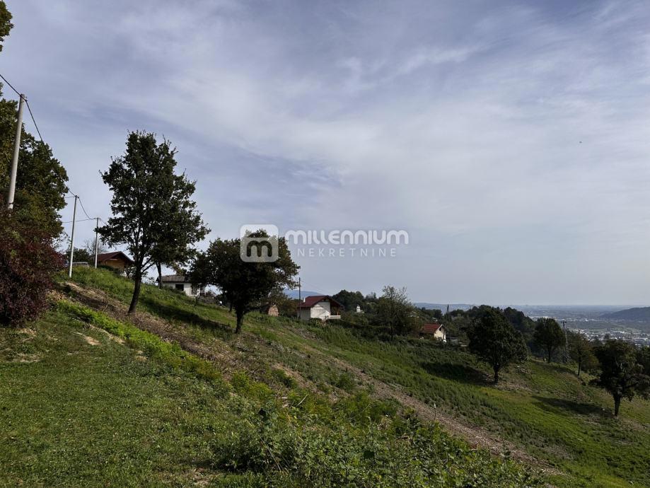 Terreno Stražnik, Samobor, 136.056m2