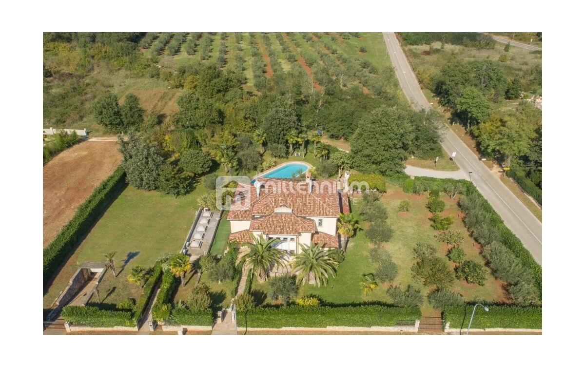 Casa Poreč, 450m2