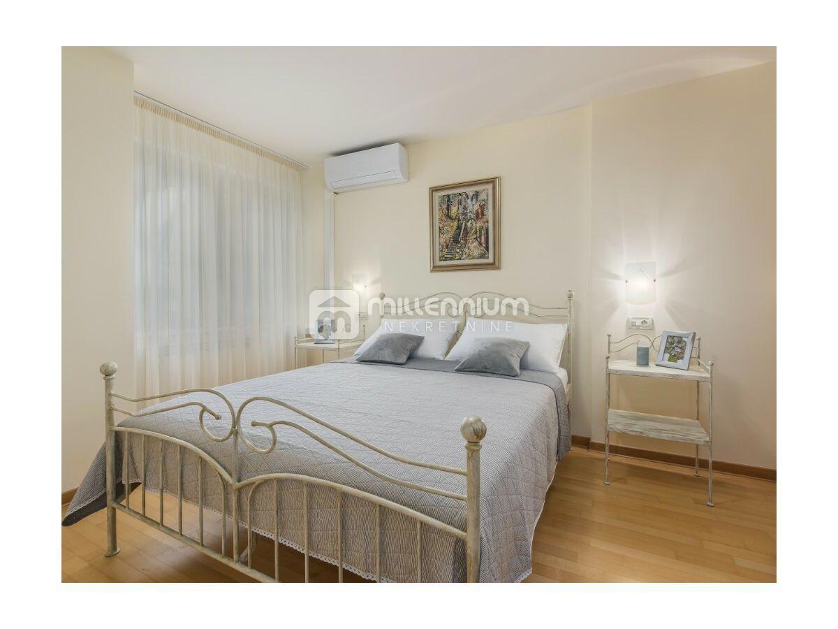 Casa Poreč, 450m2