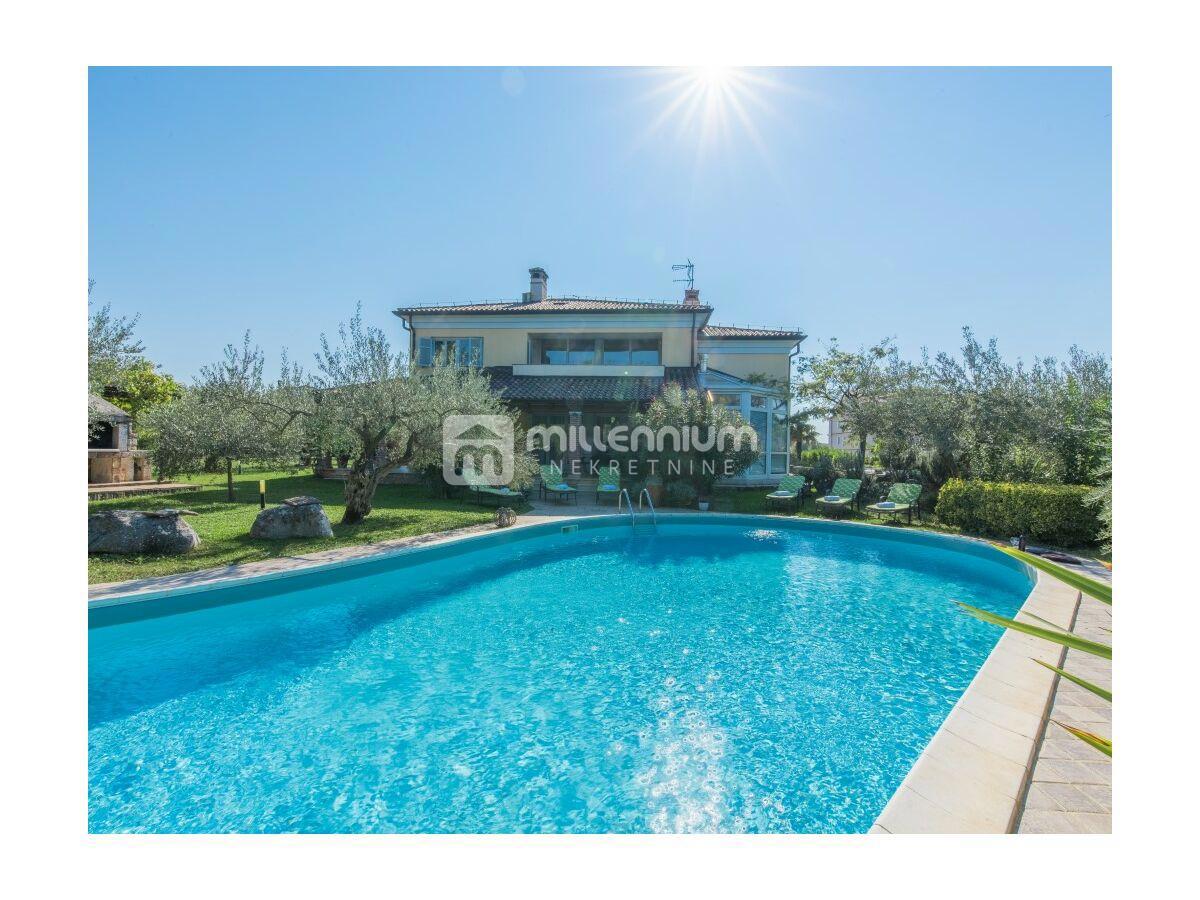 Casa Poreč, 450m2
